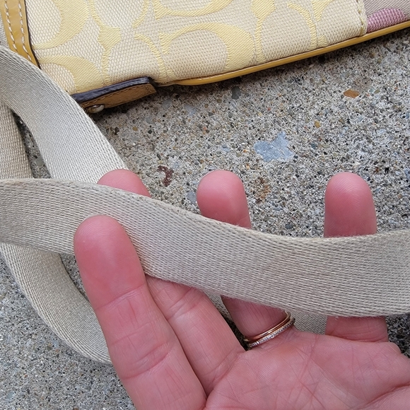 Coach Y2K Vintage Pastel Signature Patchwork Flower Swingpack Crossbody - Picture 12 of 14